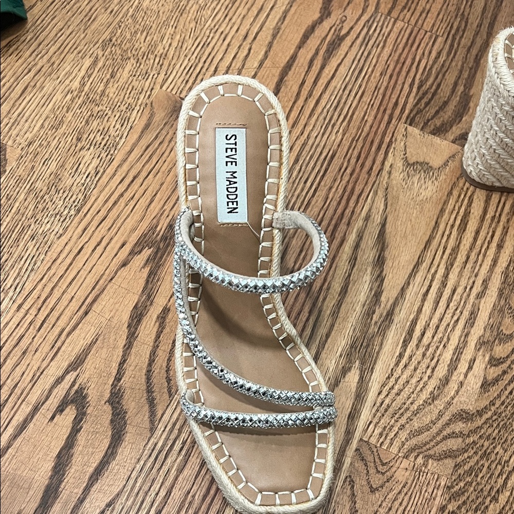 *Worn Once* Steve Madden Glittering Silver Wedges - Picture 3 of 4